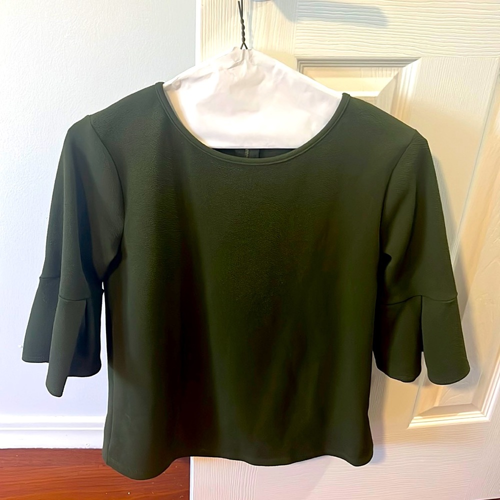 olive 3/4 peplum sleeve blouse (s)